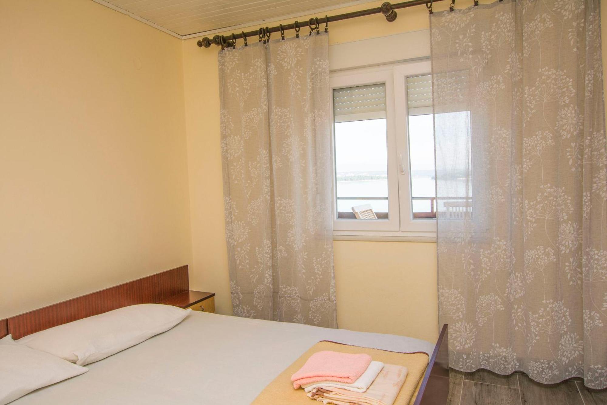 Apartment Marin Ткон Экстерьер фото